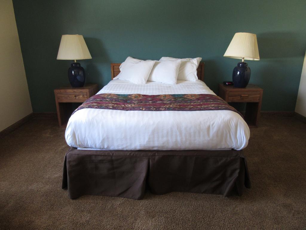 Al'S Westward Ho Motel West Yellowstone Bagian luar foto